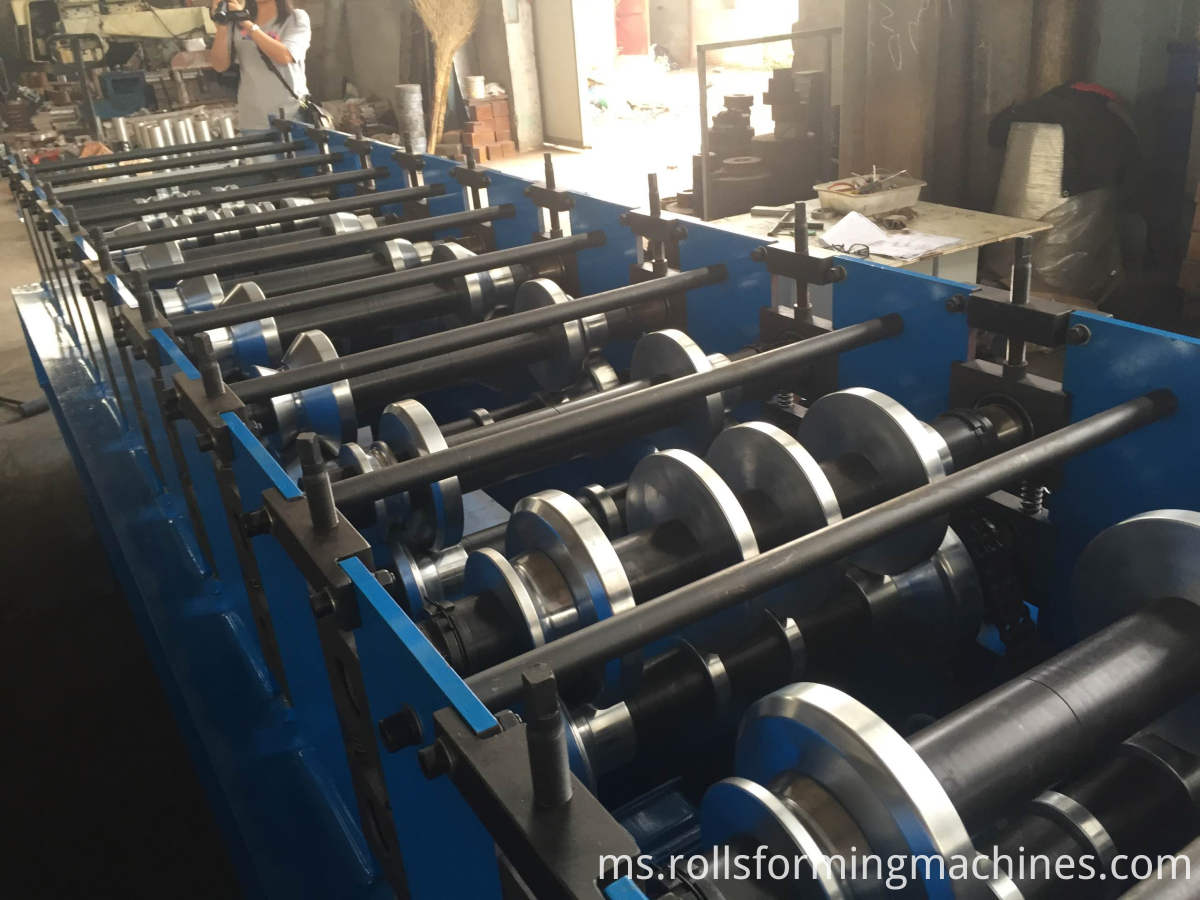 standing seam roll former